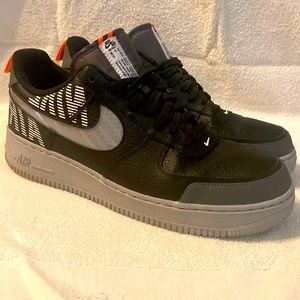NIKE AirForce 1 - US 10 - Men’s Shoe